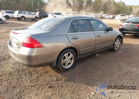 2006 Honda Accord 2.4 Ex z USA, uszkodzony, nr VIN 1HGCM56886A031187